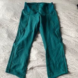 Lululemon Exquisite Crop